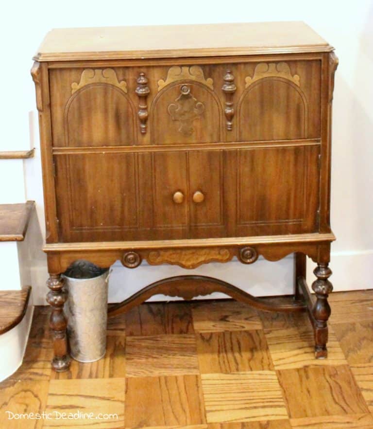 Bar carts add a bit of glam to a room. There are so many options out there nowadays. Don't have room for another piece of furniture in your space? How about converting existing furniture, like an antique radio cabinet, into a bar cart? http://domesticdeadline.com