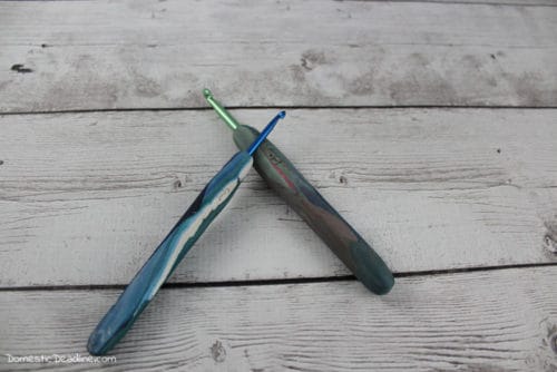 DIY ergonomic crochet hooks using polymer clay. Make your own to reduce fatigue. www.domesticdeadline.com