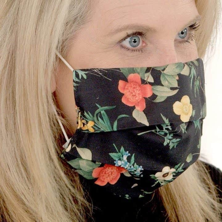 Image for Easy-to-make Cozy Face Mask Cover