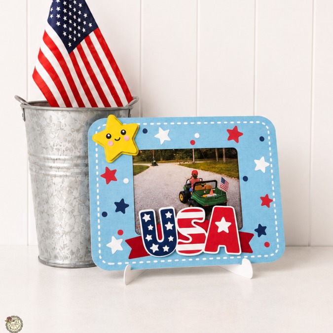 Free patriotic SVG file by Main Road Digital Creations— part of the SVG Design Squad blog hop.